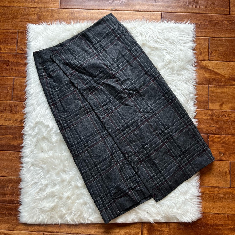 Eddie Bauer Womens Wrap Skirt Gray Multicolor Plaid Midi Asymmetric Hem Snap 12